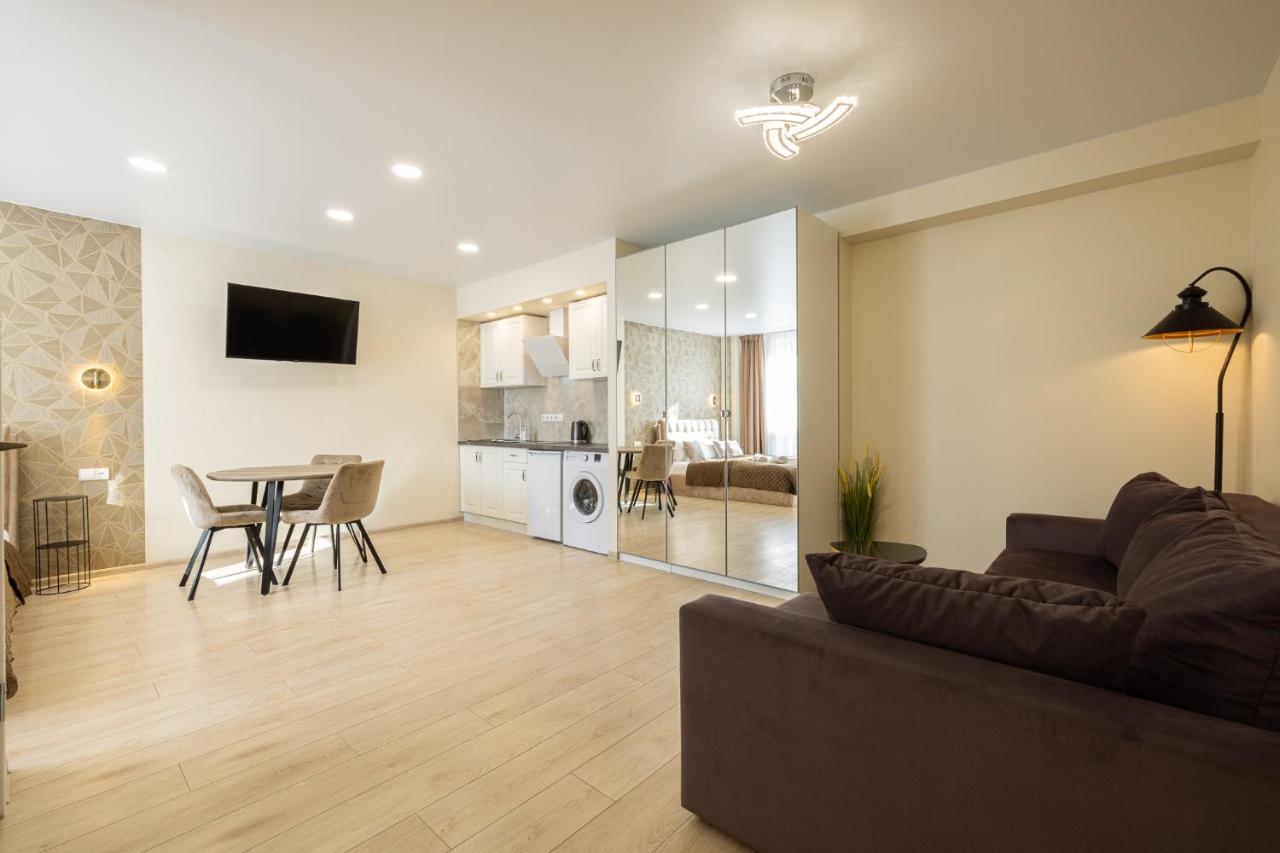 Dharma Stay Apartamentai Telšiai Eksteriør billede